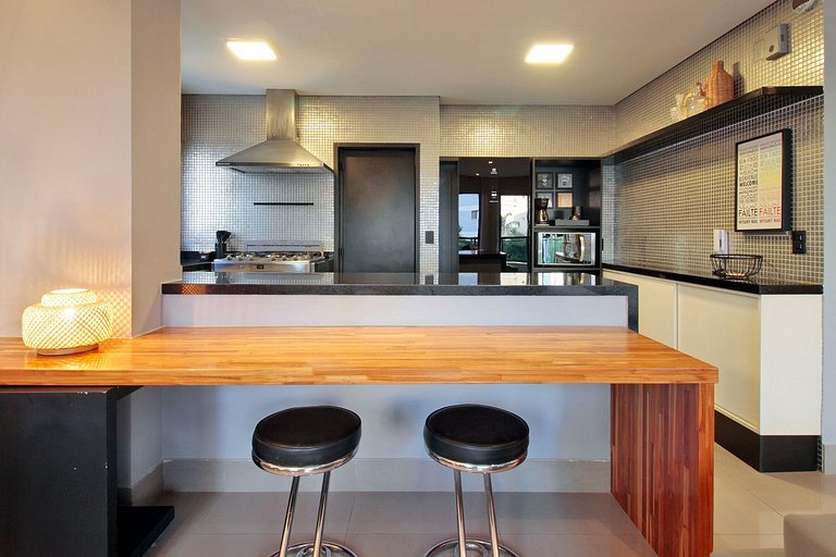 Wehome - Impeccable home with two suites and a dedicated off