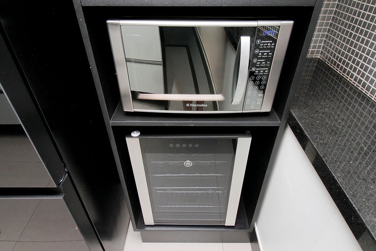 Wehome - Impecable, con dos suites y oficina