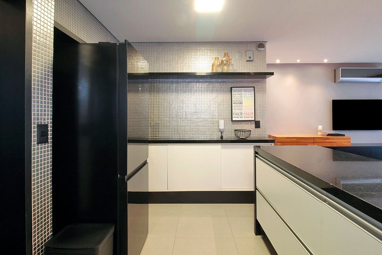 Wehome - Impeccable home with two suites and a dedicated off