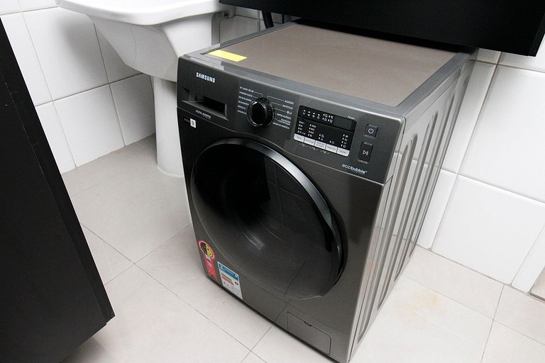 Wehome - Impecable, con dos suites y oficina