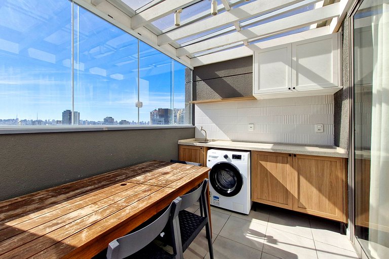 Wehome - 2 dorms, ar-condicionado, varanda e vista