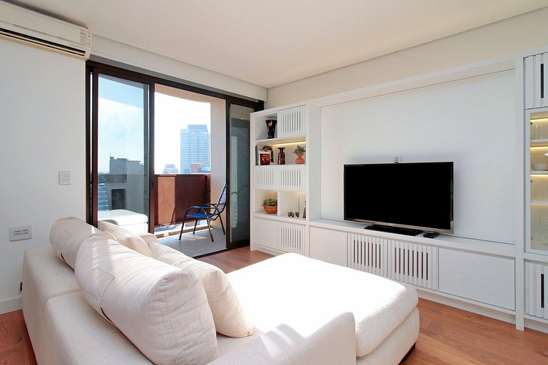 Furnished 1-bedroom flat in Itaim Bibi | WeHome