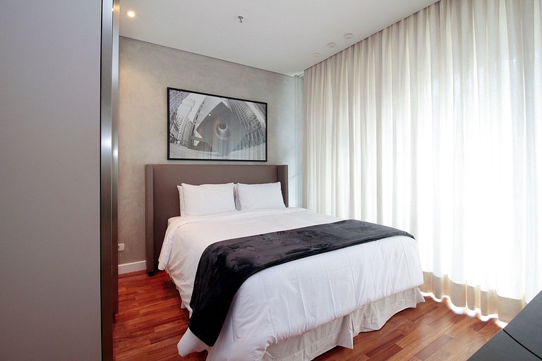 Wehome - Beautiful, bright and complete studio in Faria Lima