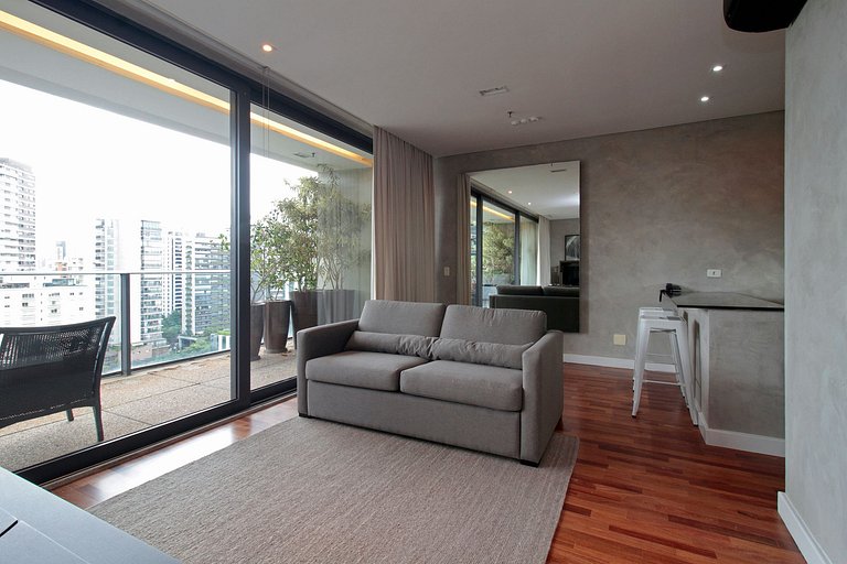 Wehome - Beautiful, bright and complete studio in Faria Lima
