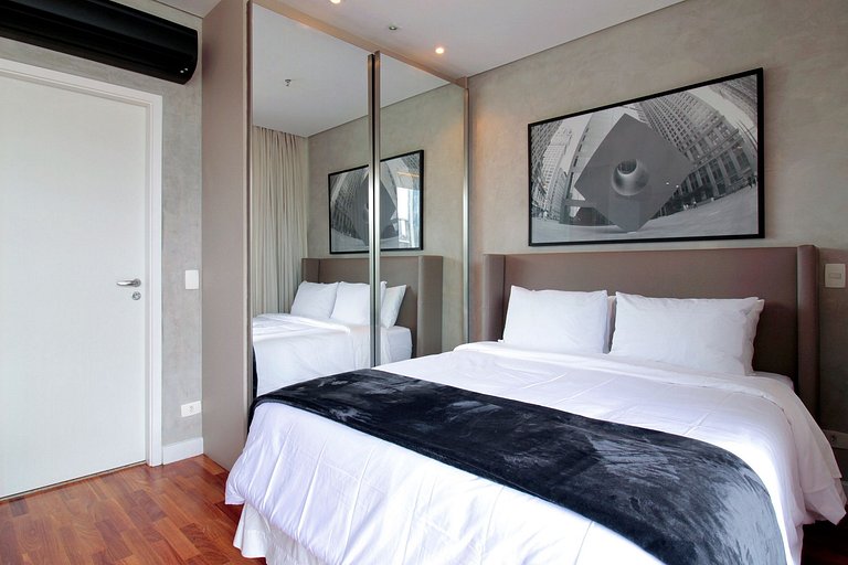 Wehome - Beautiful, bright and complete studio in Faria Lima