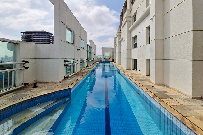 Próximo ao Hospital das Clínicas, na Rua Oscar Freire