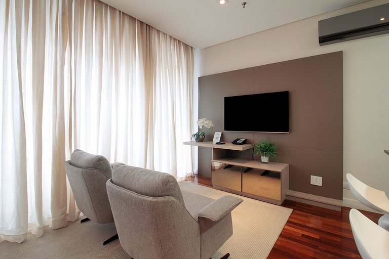 Acogedora y confortable en el corazón de Vila Olímpia