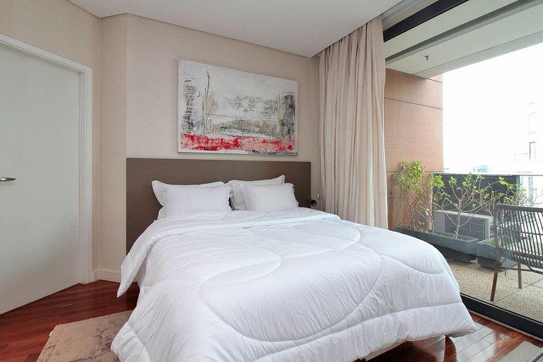 Perfect and cozy in the best of Vila Olímpia!