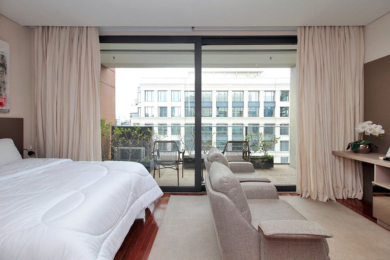 Perfect and cozy in the best of Vila Olímpia!