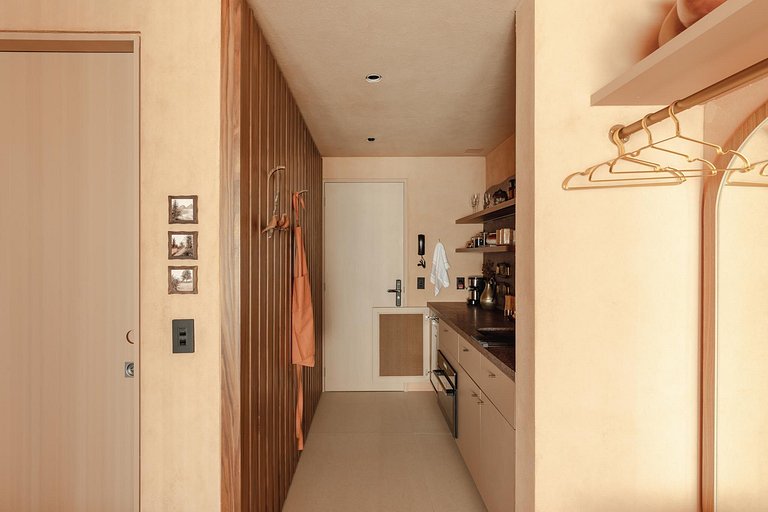 MOBE TERRA - Original studio inspired by the spirit of a san