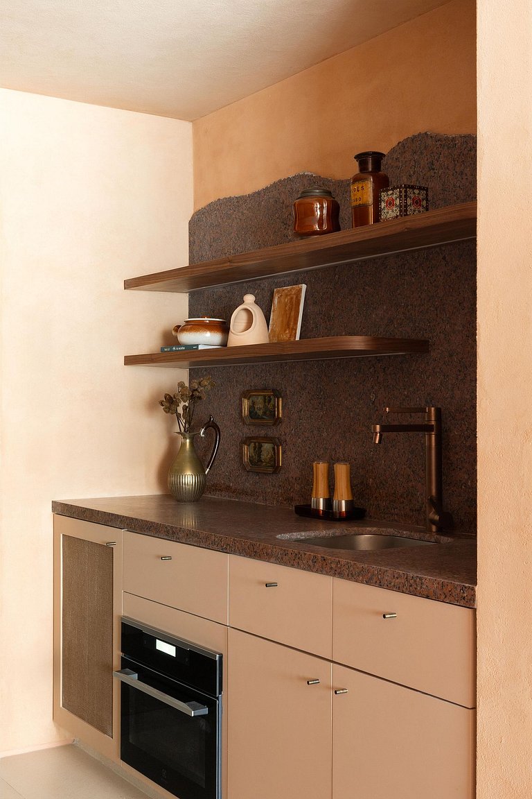 MOBE TERRA - Original studio inspired by the spirit of a san