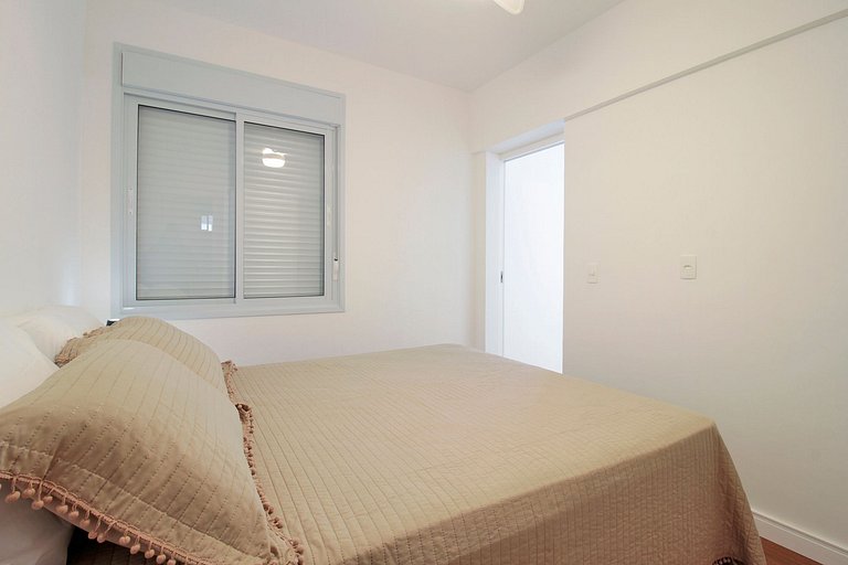 Wehome - Apartamento amplo e reformado em Pinheiros