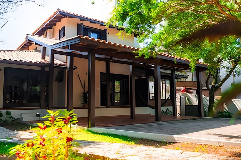 Casa mobiliada em Rio Tavares | WeHome