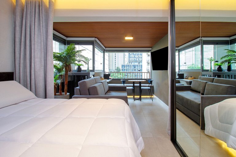 New, beautiful, functional, very close to Paulista Av.