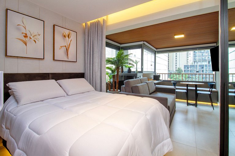 New, beautiful, functional, close to Paulista Av