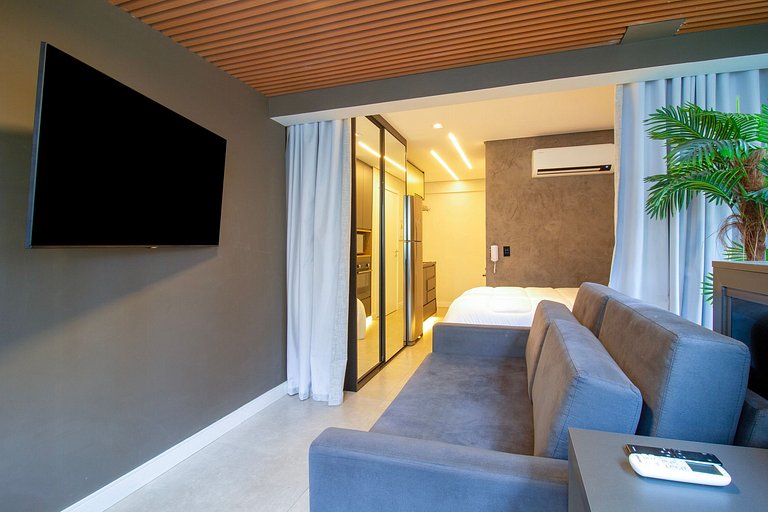 New, beautiful, functional, very close to Paulista Av.