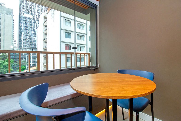 New, beautiful, functional, very close to Paulista Av.