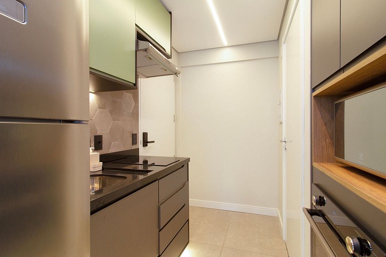 New, beautiful, functional, very close to Paulista Av.