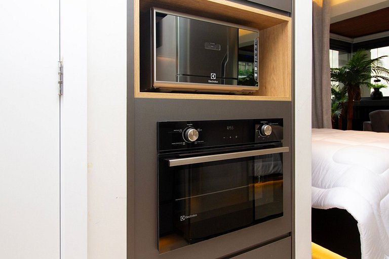 New, beautiful, functional, very close to Paulista Av.