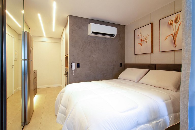 New, beautiful, functional, close to Paulista Av