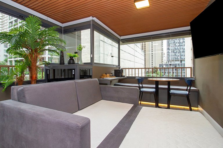 New, beautiful, functional, very close to Paulista Av.