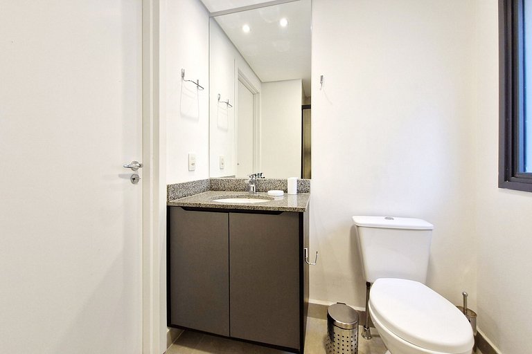 New, beautiful, functional, close to Paulista Av