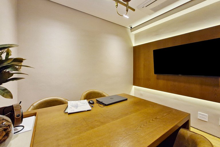 Wehome - No coração dos Jardins, com sacada