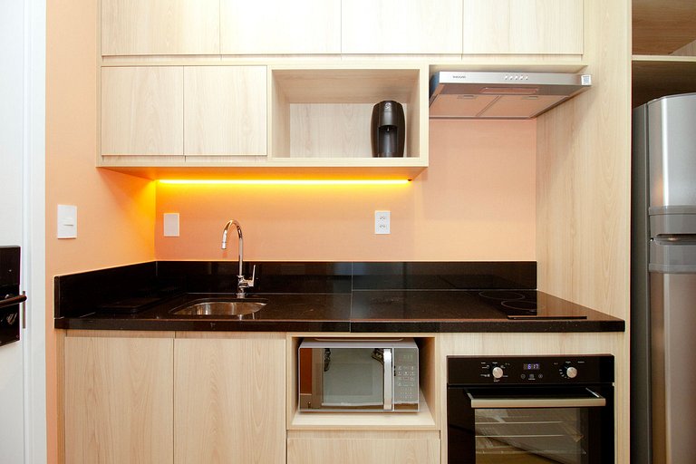 Wehome - No coração dos Jardins, com sacada