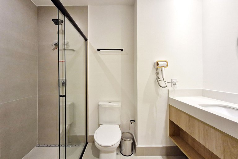 Wehome - No coração dos Jardins, com sacada