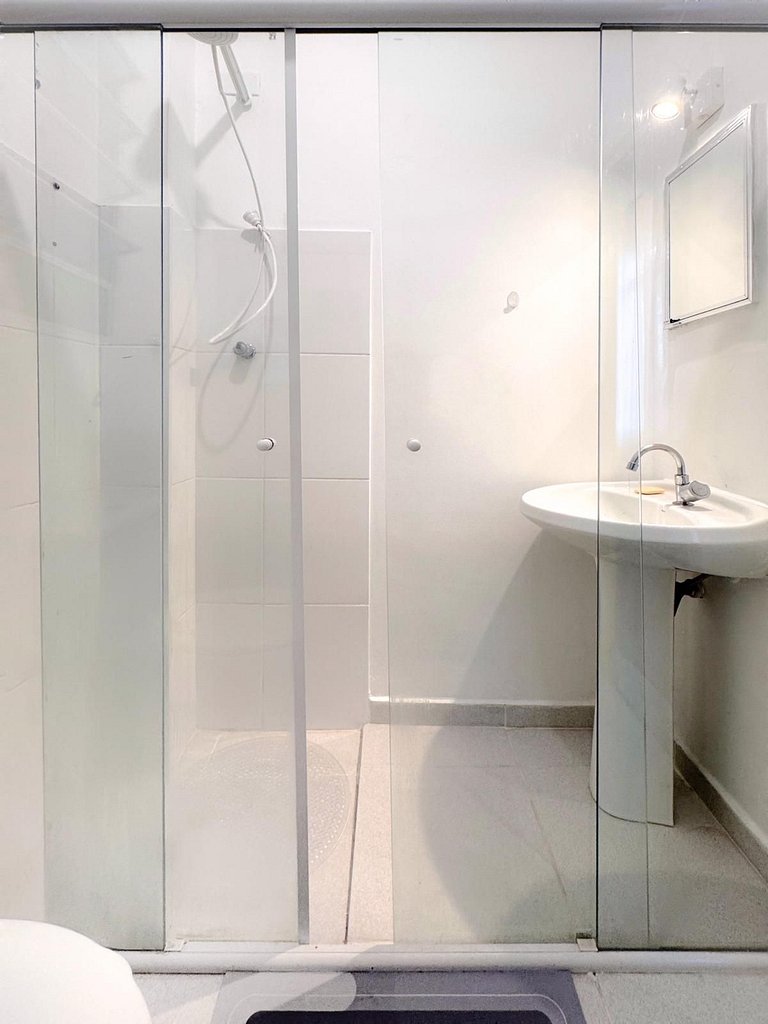 Apto de 1 quarto ao lado da FGV