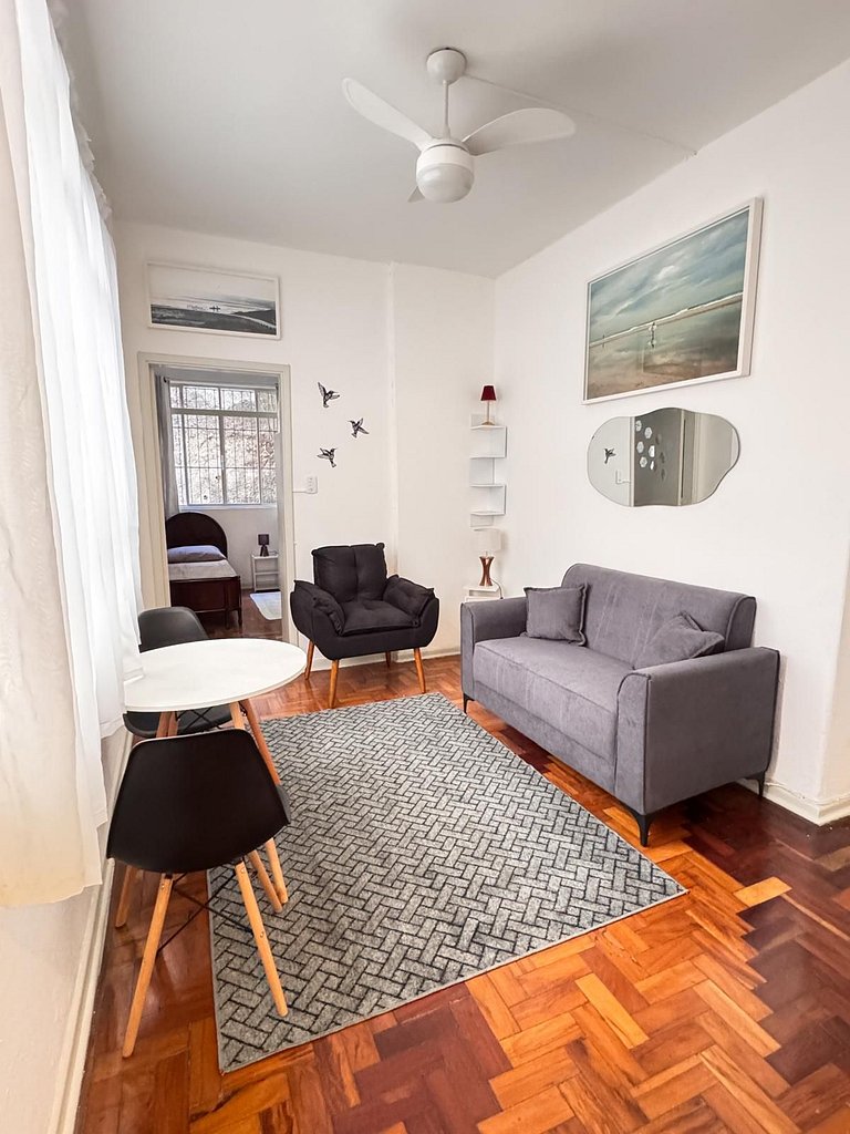 Apto de 1 quarto ao lado da FGV