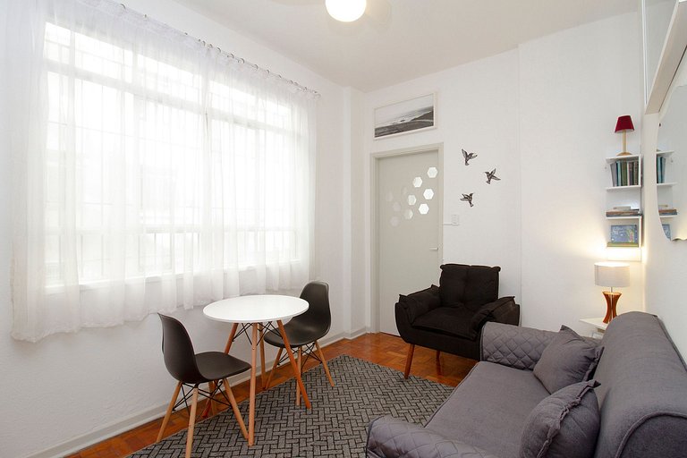 Apto de 1 quarto ao lado da FGV