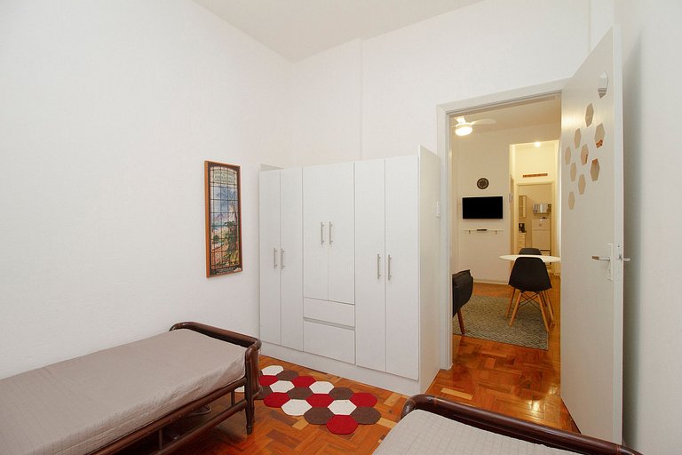 Apto de 1 quarto ao lado da FGV