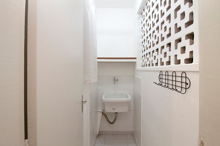 Apto de 1 quarto ao lado da FGV