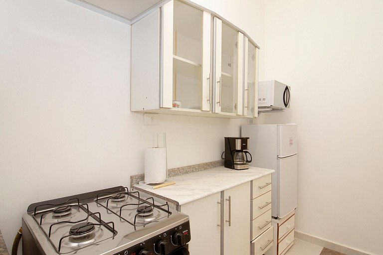 Apto de 1 quarto ao lado da FGV