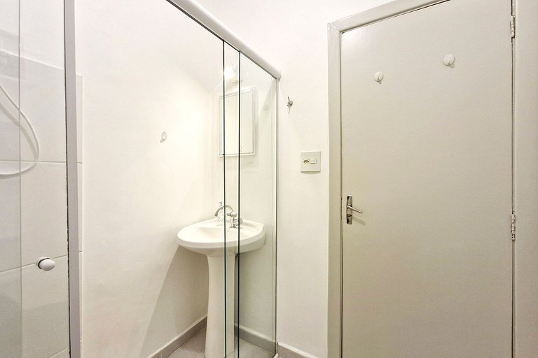 Apto de 1 quarto ao lado da FGV
