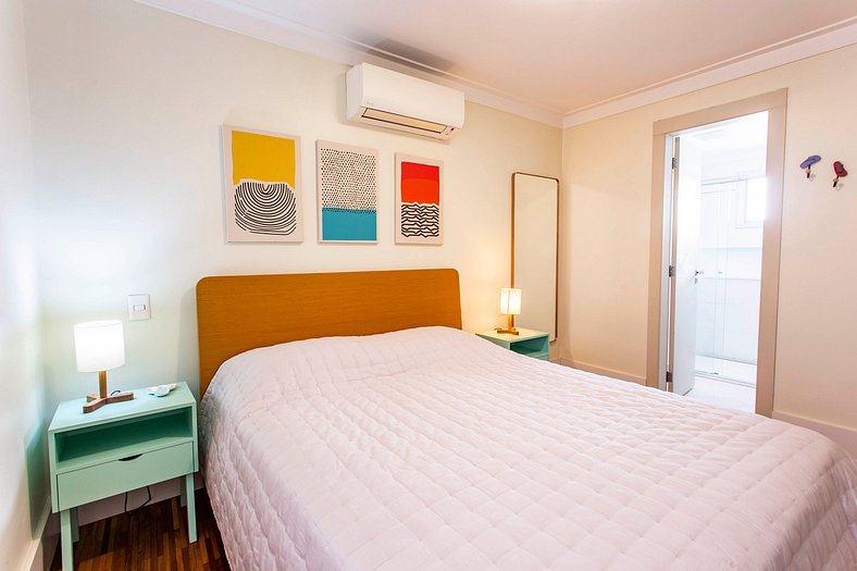 Área nobre do Itaim Bibi, 2 dorms e Ar condicionado